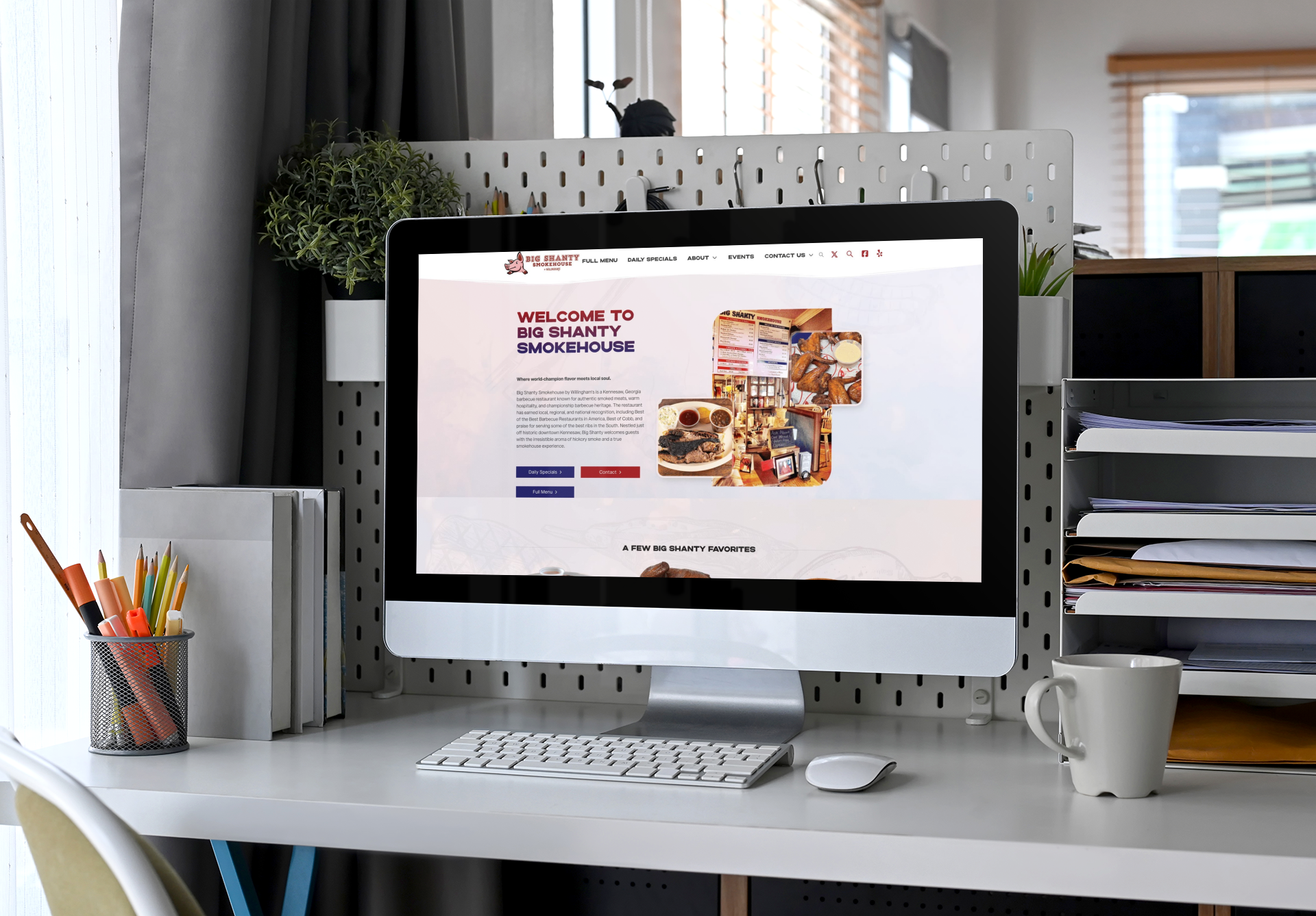mockup-of-an-imac-in-a-home-office-desk-m19697-r-el2